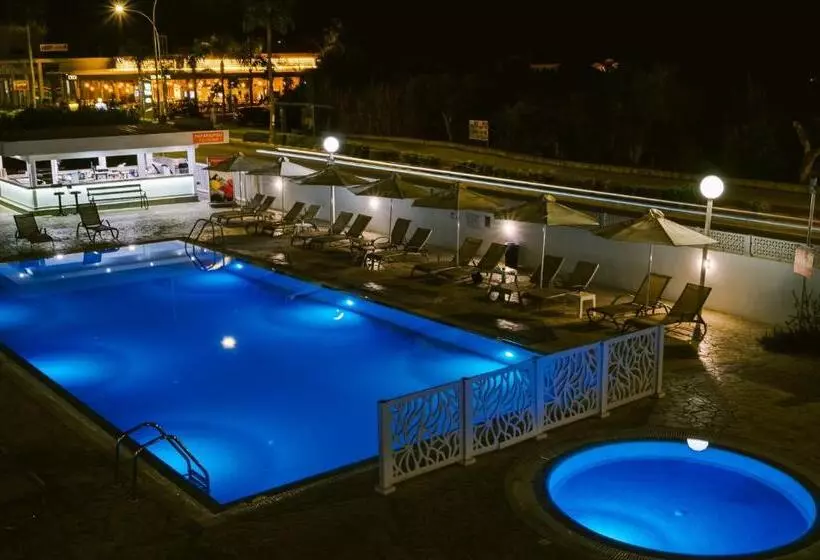 Kaos Hotel Apartments