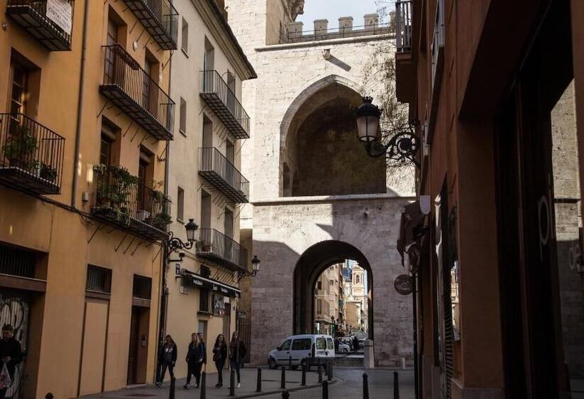 Pio Xii Apartments Valencia