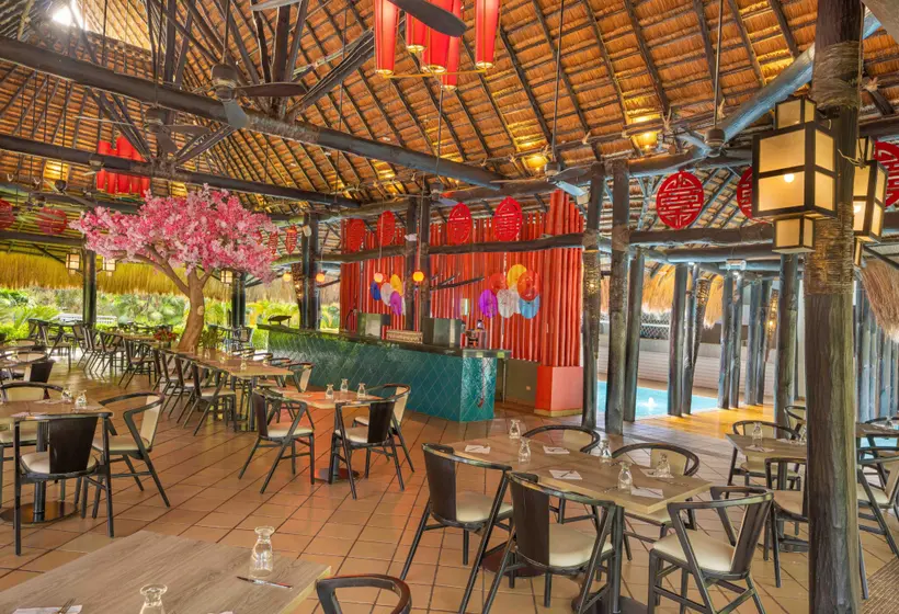リゾートホテル Decameron Baru - All Inclusive