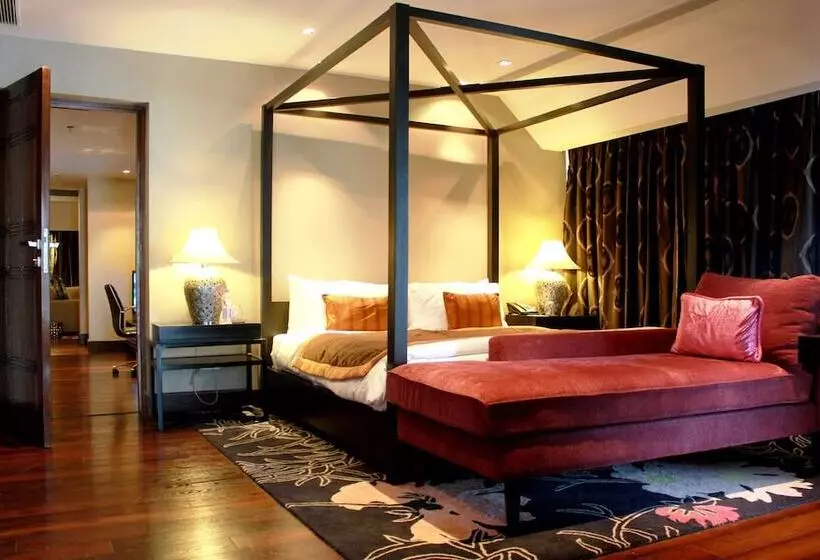 استراحتگاه Taj Dal View Srinagar