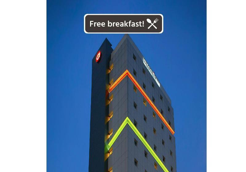 Amaris Hotel Tendean