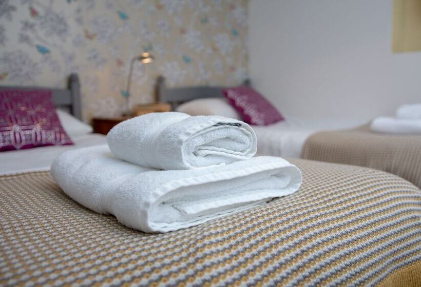 Bed and Breakfast Mount Pleasant Holidays