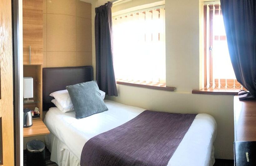 Bed and Breakfast The Bell Guest House