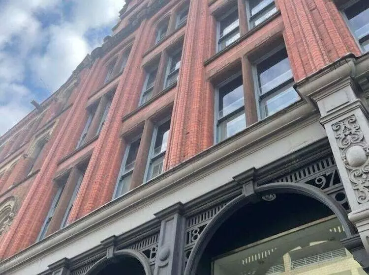 High Street Town House