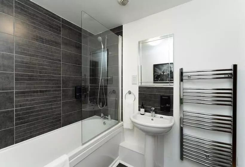 High Street Town House