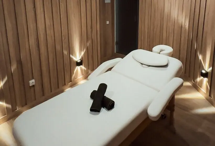 Hospedium Hotel Apartamentos Simón Verde