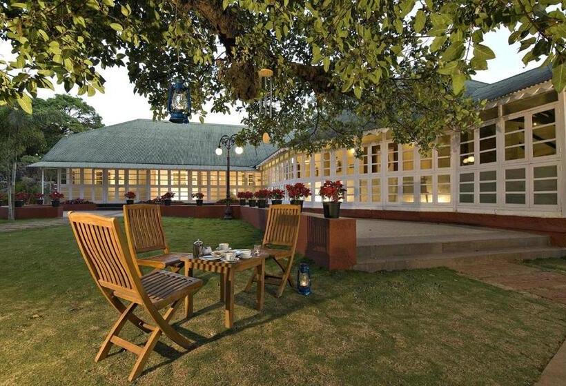 Hotel Citrus Chambers Mahabaleshwar