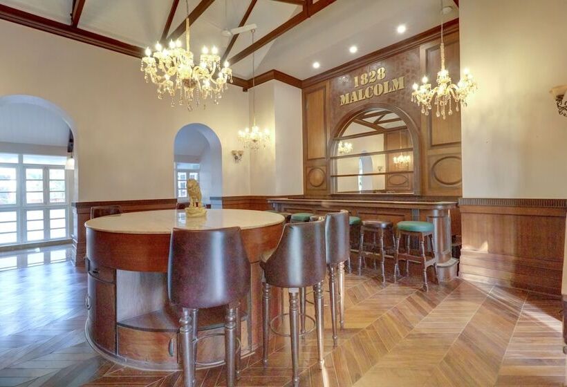 Hotel Citrus Chambers Mahabaleshwar