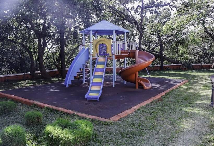 Hotel Citrus Chambers Mahabaleshwar