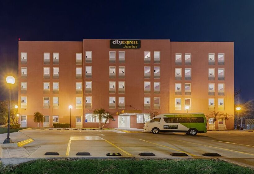 Отель City Express Junior By Marriott Tuxtla Gutierrez Poliforum