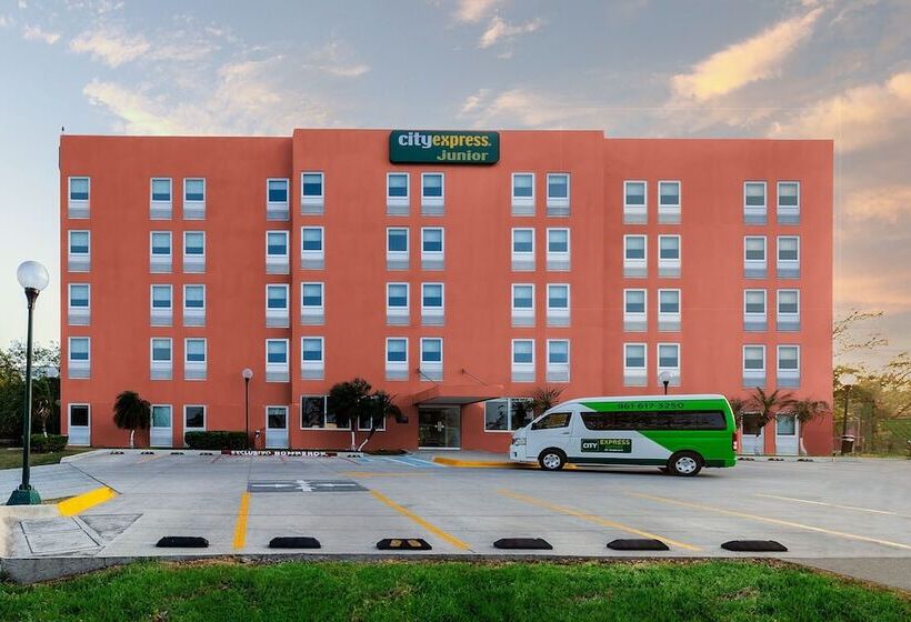 Отель City Express Junior By Marriott Tuxtla Gutierrez Poliforum