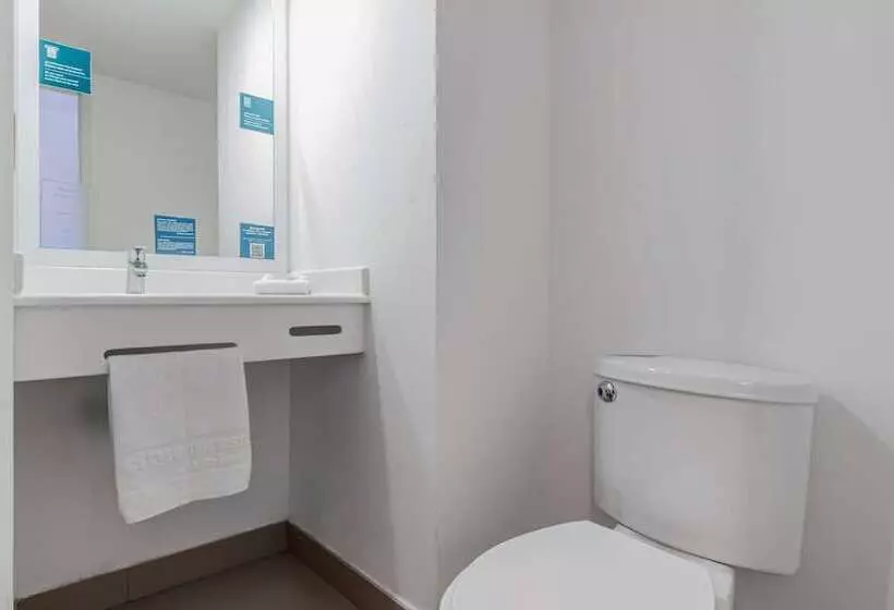 בית מלון כפרי City Express Junior By Marriott Tuxtla Gutierrez Poliforum