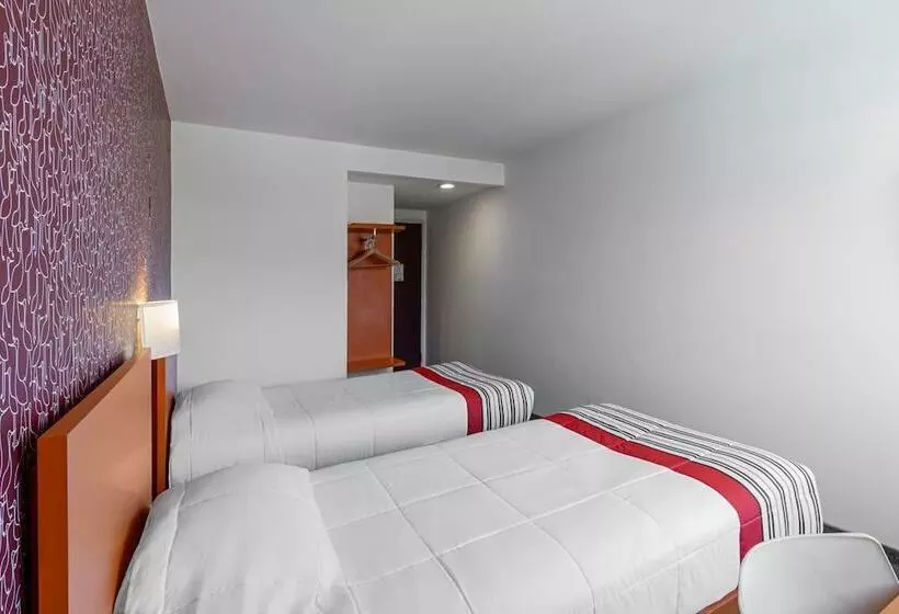 בית מלון כפרי City Express Junior By Marriott Tuxtla Gutierrez Poliforum