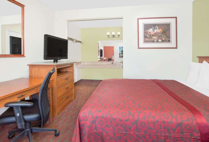 בית מלון כפרי Days Inn By Wyndham Turlock