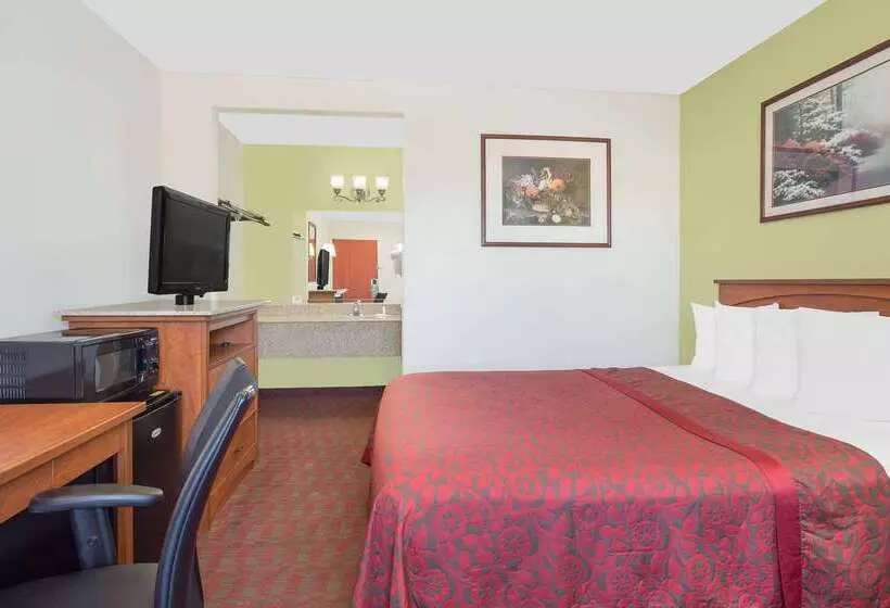 Отель Days Inn By Wyndham Turlock