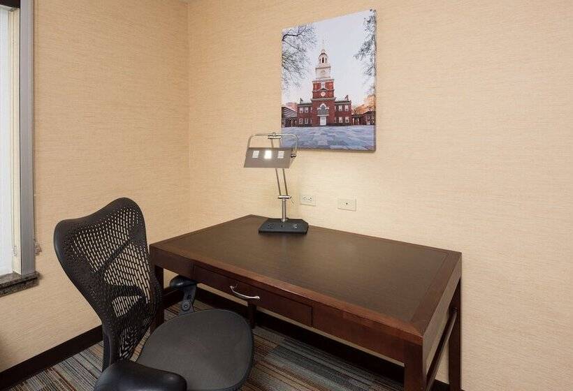 Отель Hilton Garden Inn Mount Holly/westampton