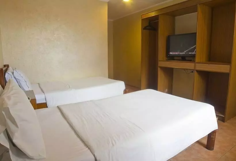 Hotelli Nichols Airport