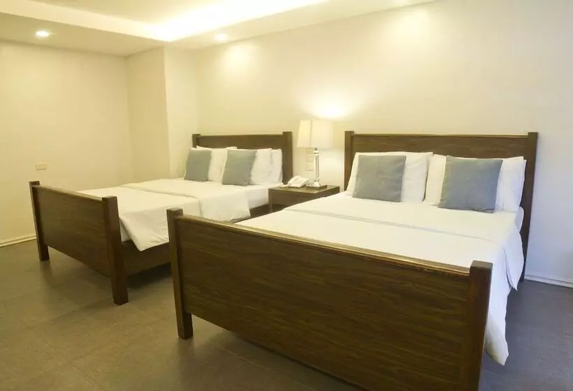 Hotelli Nichols Airport