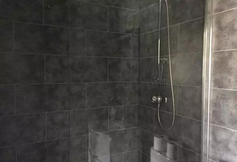 Отель Park Broom Lodge