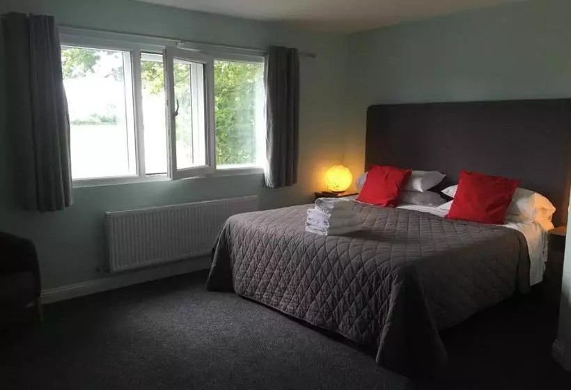 Отель Park Broom Lodge