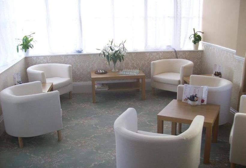 בית מלון כפרי Sea Beach House