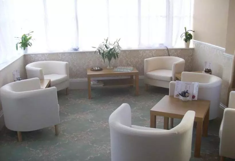 Hotelli Sea Beach House