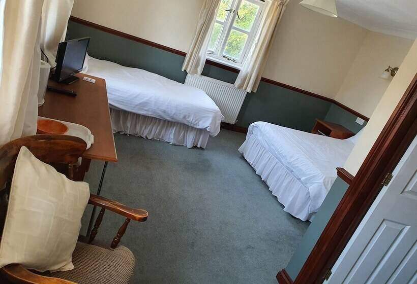 فندق The Lugger Inn