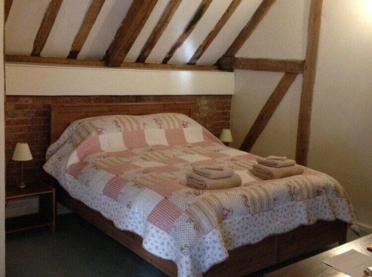 ホテル The Stables