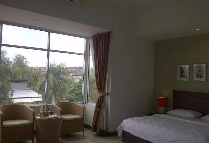 בית מלון כפרי The Studio Inn Nusa Dua