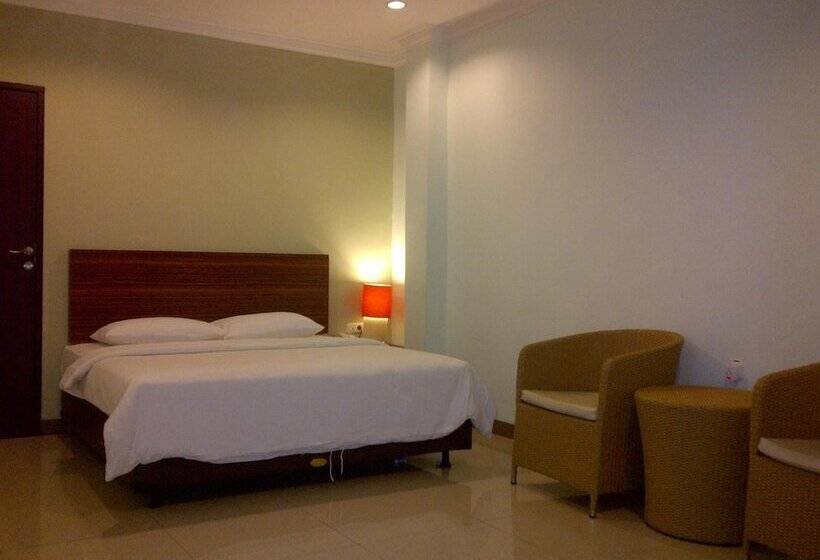 בית מלון כפרי The Studio Inn Nusa Dua