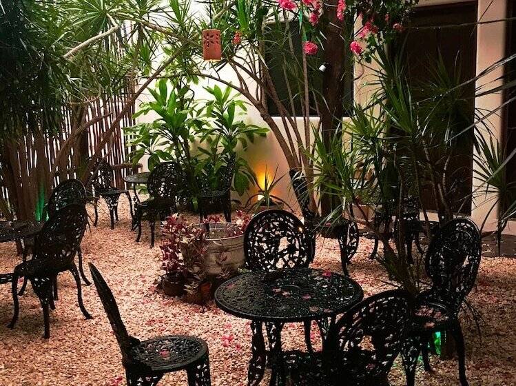 Lo Nuestro Petit Hotel Tulum