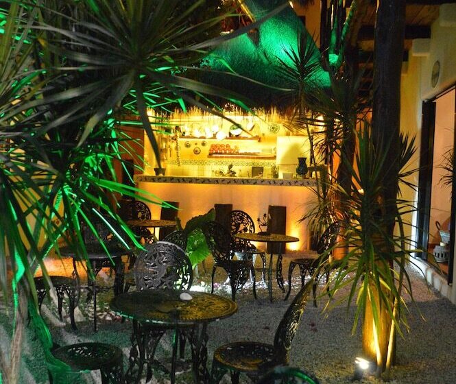 Lo Nuestro Petit Hotel Tulum