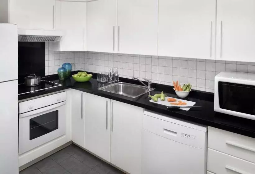 Marriott Executive Apartments Riyadh, Convention Center