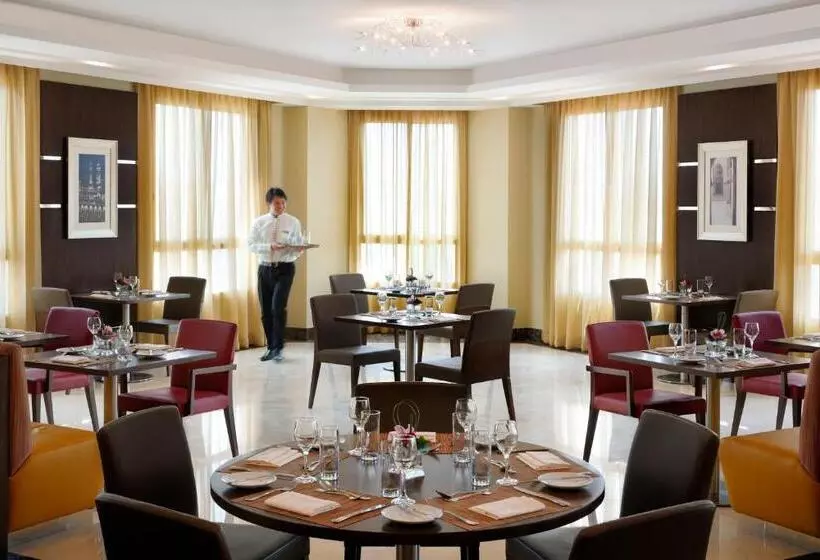 Marriott Executive Apartments Riyadh, Convention Center