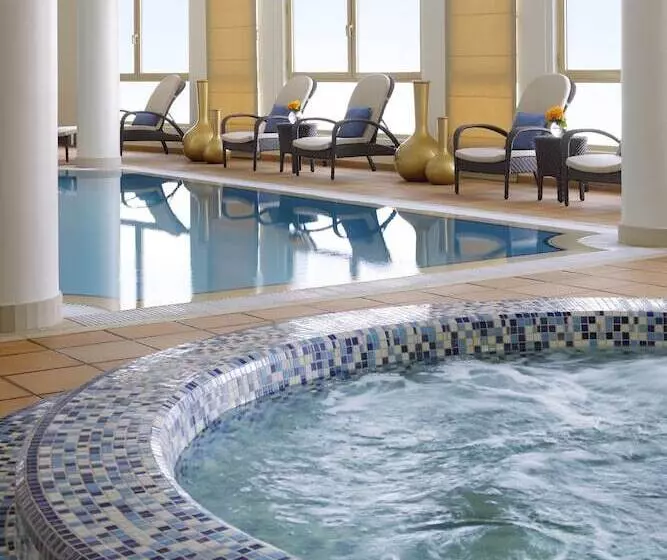 Marriott Executive Apartments Riyadh, Convention Center