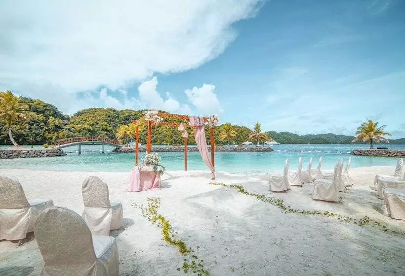 Palau Royal Resort