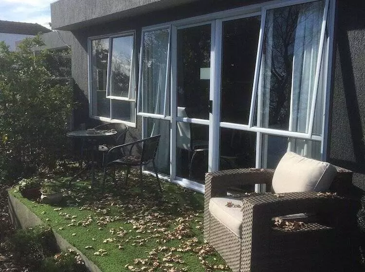 Sandy Feet Accommodation