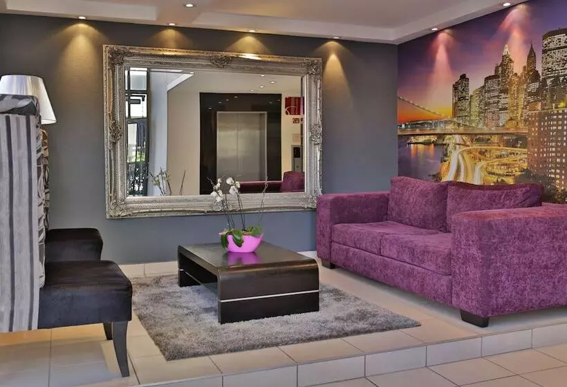 Westay Westpoint Apartments