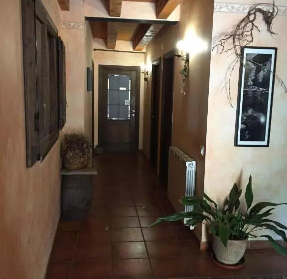 פונדק Lo Paller De Roc