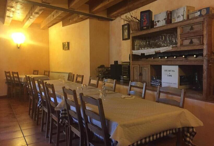 فندق فئة نجمة واحدة Lo Paller De Roc