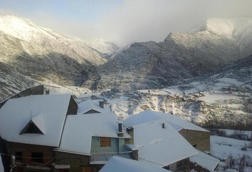 فندق فئة نجمة واحدة Lo Paller De Roc