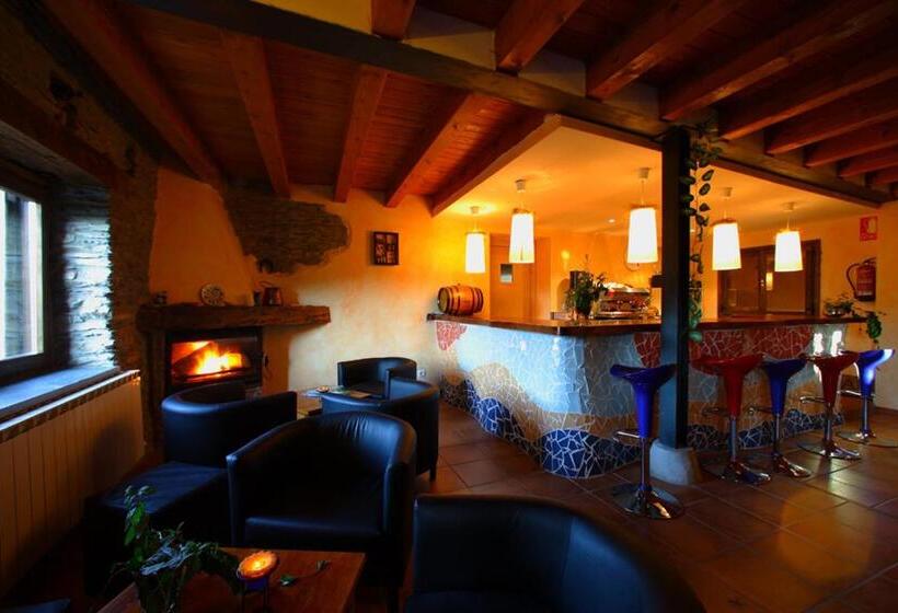 فندق فئة نجمة واحدة Lo Paller De Roc