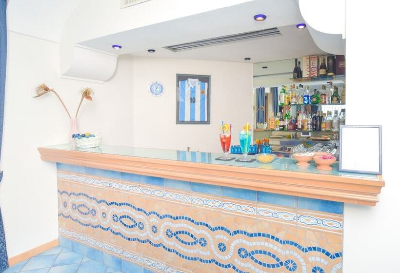 Hotel Albergo Italia   Beach