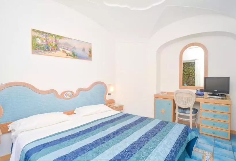 Отель Albergo Italia   Beach
