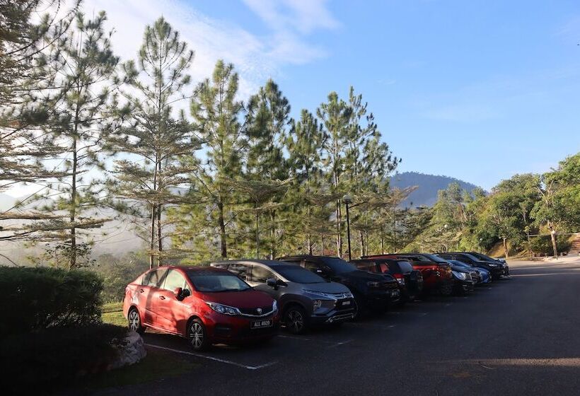 호텔 Cherengin Hills Convention & Spa Resort