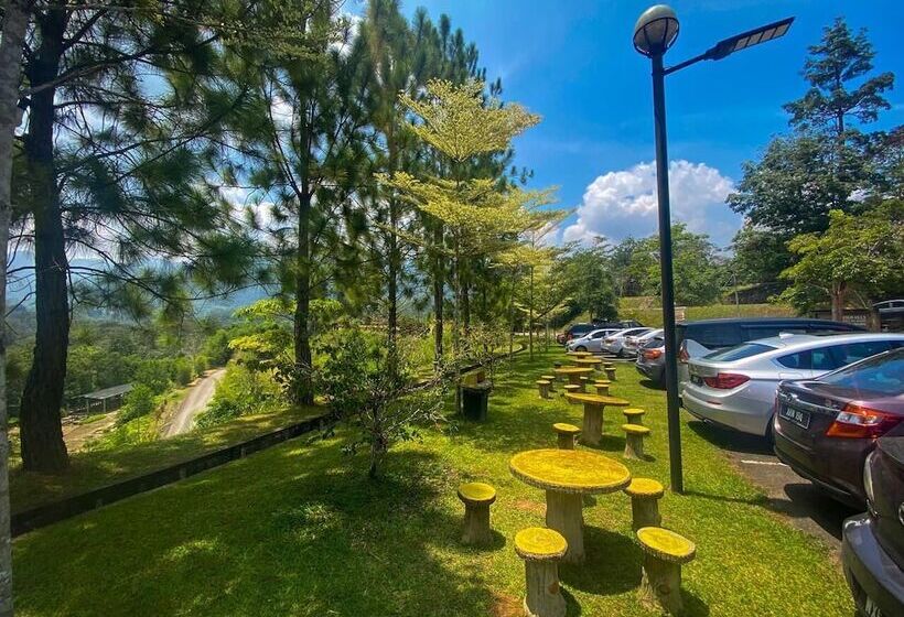 호텔 Cherengin Hills Convention & Spa Resort