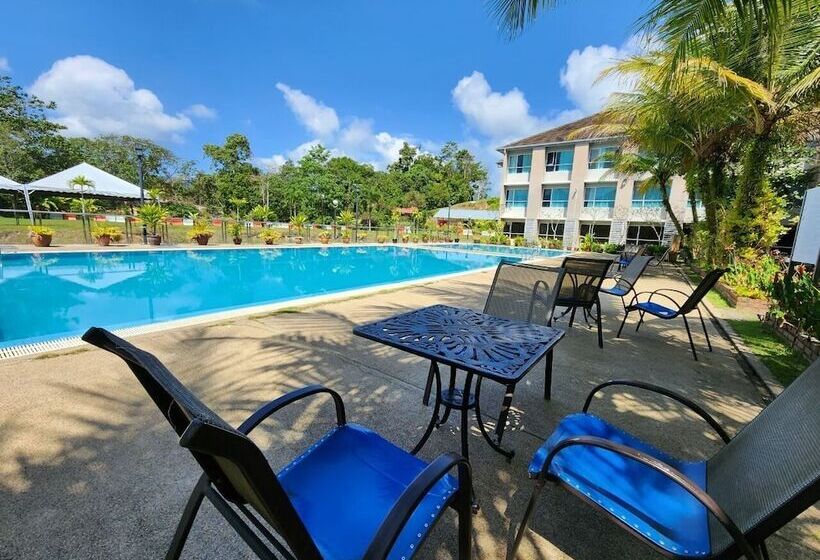 호텔 Cherengin Hills Convention & Spa Resort