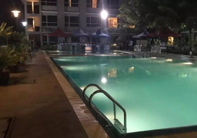 酒店 Cherengin Hills Convention & Spa Resort