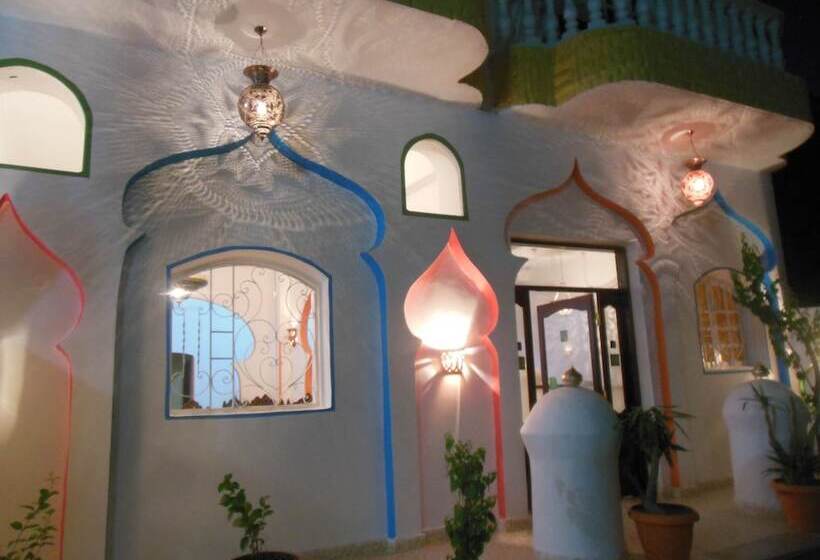 Cleopatra Hotel Luxor