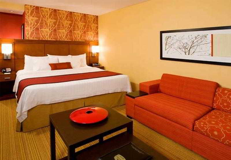 فندق Courtyard San Diego Airport/liberty Station